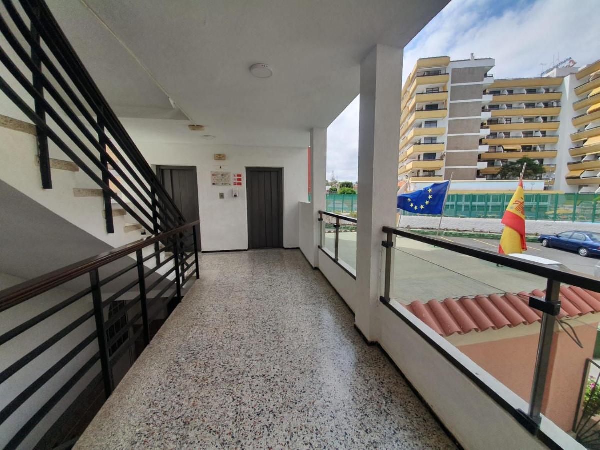 Ocean Front Cozy 2 Bedroom, 3 Beds Spacious- Netflix, Pool, Beach Lift & Fast Wifi Playa del Inglés Eksteriør billede