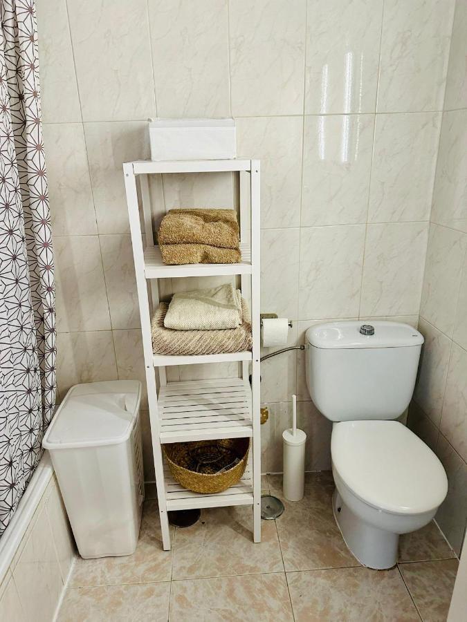 Ocean Front Cozy 2 Bedroom, 3 Beds Spacious- Netflix, Pool, Beach Lift & Fast Wifi Playa del Inglés Eksteriør billede